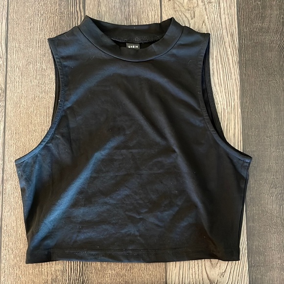 Black Two Piece Set - Picture 2 of 4